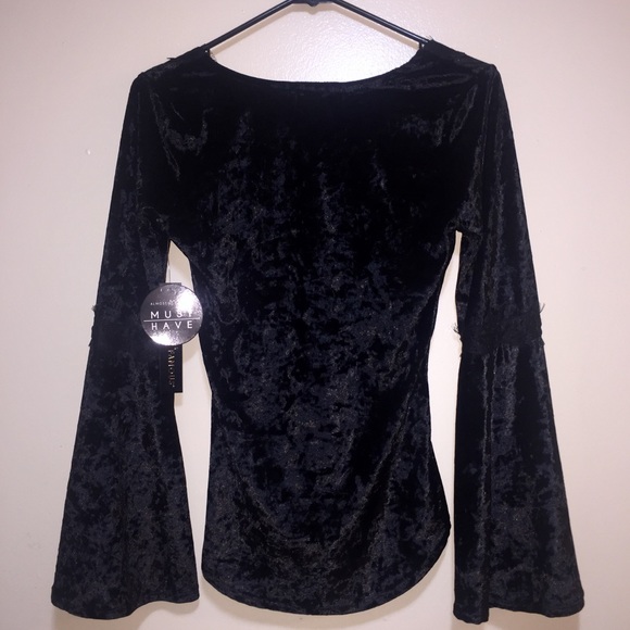 ALMOST FAMOUS Black long sleeve velvet top - Picture 3 of 8